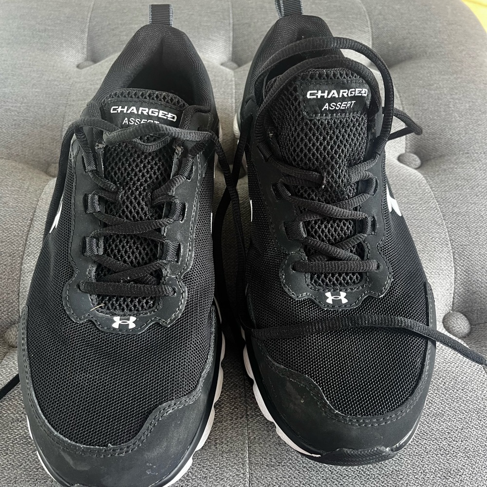 Under Armour Black & White Charged Assert Men's Athletic Shoes